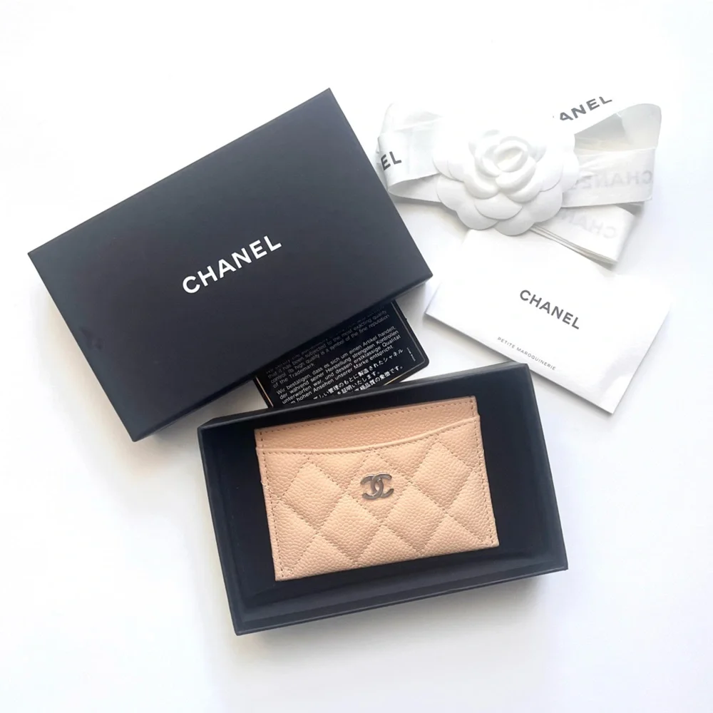 🔥CHANEL Caviar Quilted Card Holder in Beige